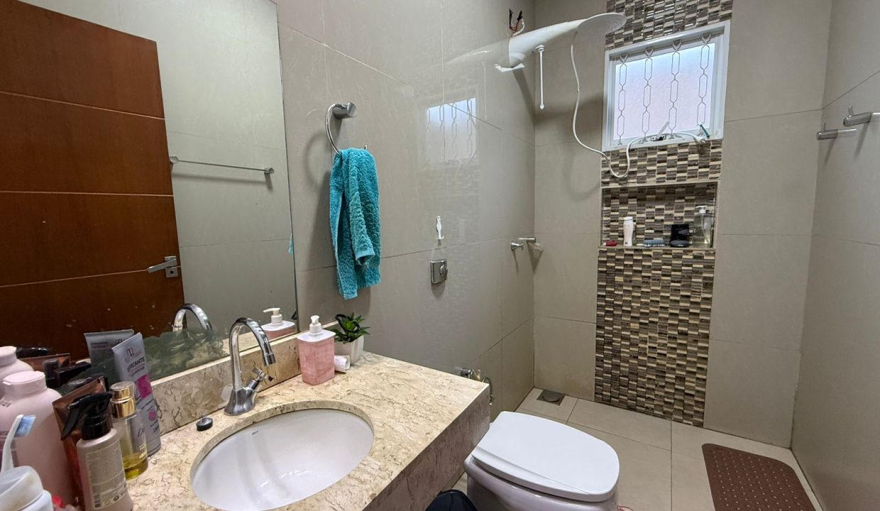 WhatsApp Image 2025-12-03 at 14.33.04 (1)